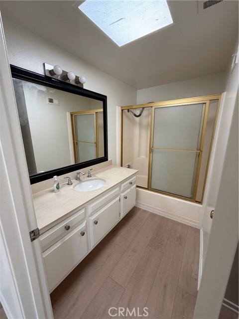 Detail Gallery Image 18 of 18 For 1547 Wintergreen Pl a,  Costa Mesa,  CA 92626 - 3 Beds | 2 Baths