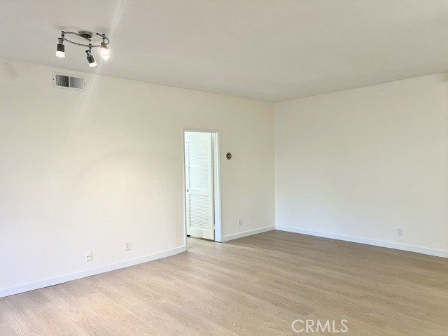 3480 Barham, 124 photo 8