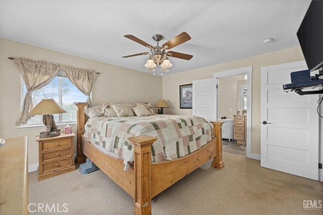 21564 Pine Tree Road, Caliente CA: https://media.crmls.org/medias/62adfc8c-ade6-443a-bc74-b4f4acb323cd.jpg