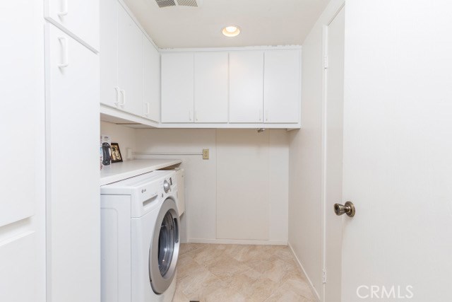 121 Broadway, Redondo Beach, California 90277, 3 Bedrooms Bedrooms, ,2 BathroomsBathrooms,Residential,Sold,Broadway,PV17038019