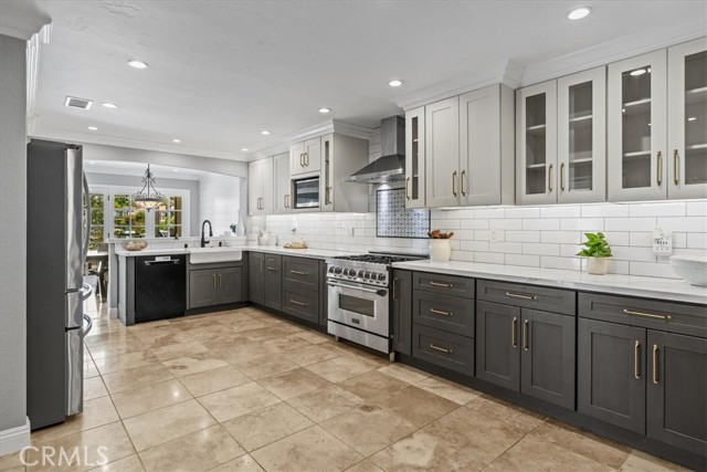 Detail Gallery Image 13 of 44 For 22682 S Canada Ct, Lake Forest,  CA 92630 - 3 Beds | 2/1 Baths