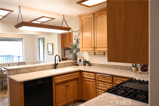 Detail Gallery Image 16 of 35 For 2460 Estes Rd, Chico,  CA 95928 - 3 Beds | 2 Baths