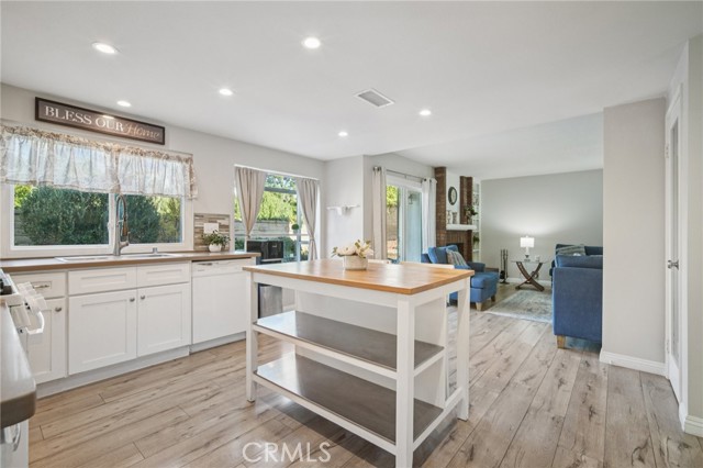 Detail Gallery Image 11 of 59 For 27301 Monforte, Mission Viejo,  CA 92692 - 3 Beds | 2/1 Baths