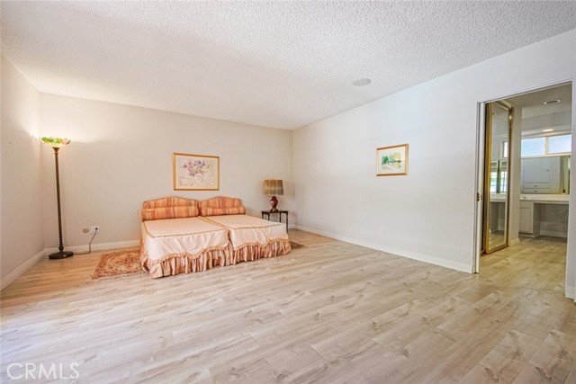 Detail Gallery Image 30 of 75 For 1801 Greenbriar Rd, Glendale,  CA 91207 - 3 Beds | 3 Baths