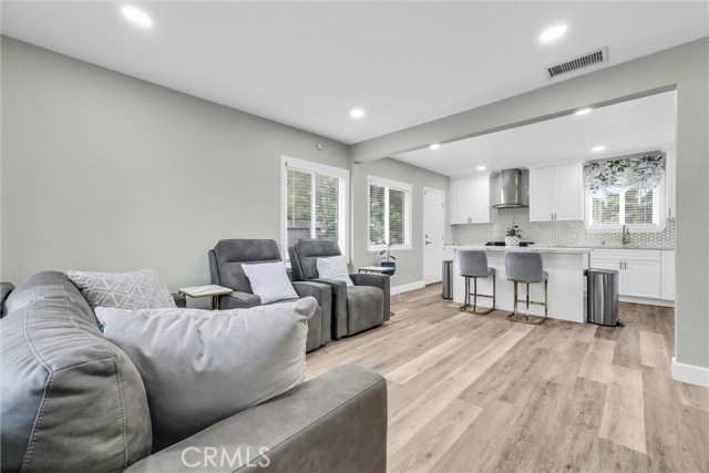 Detail Gallery Image 6 of 29 For 3625 Ross St, Riverside,  CA 92503 - 4 Beds | 2 Baths