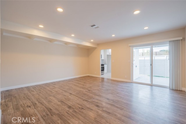 10401 Ruffner Avenue photo 8