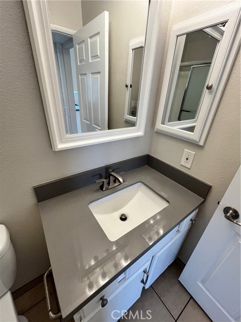 Detail Gallery Image 22 of 24 For 625 E Palm Ave #201,  Burbank,  CA 91501 - 2 Beds | 2 Baths