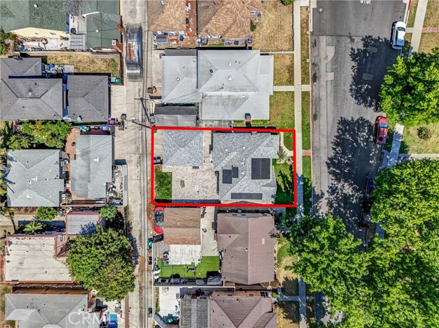 275 E Bort Street, Long Beach CA: https://media.crmls.org/medias/62b1f52e-bccf-40af-9292-f5800c03e628.jpg