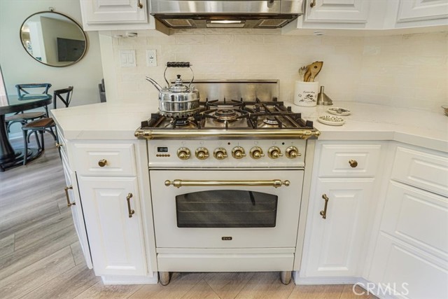 3931 Cottonwood Grove Trail, Calabasas CA: https://media.crmls.org/medias/62b23987-c69f-43e7-9ee8-8aad3dfa5cd9.jpg