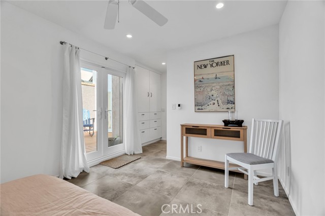 15 69th Place, Long Beach CA: https://media.crmls.org/medias/62b251b8-2a4a-40e7-b515-35b205cc5877.jpg
