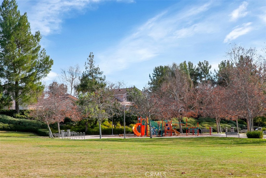 https://media.crmls.org/medias/62b27fb0-0656-4dd5-a1e9-ae3358fdbb6a.jpg?preset=X-Large