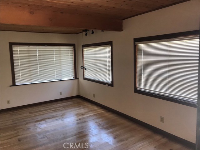220 42nd Street, Manhattan Beach, California 90266, 3 Bedrooms Bedrooms, ,1 BathroomBathrooms,Residential,Sold,42nd,SB22084240