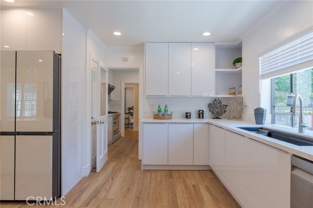 2245 E California Boulevard, San Marino CA: https://media.crmls.org/medias/62b5ae15-72e6-46bd-8894-deeac77684c8.jpg