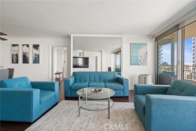 700 E Ocean Boulevard, Long Beach CA: https://media.crmls.org/medias/62b5c9d7-6fd4-44e7-8121-6dc82ec35a65.jpg