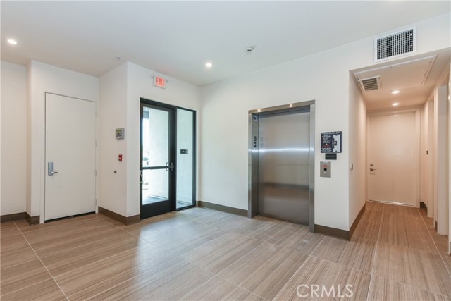 1510 S Urbana Street, Anaheim CA: https://media.crmls.org/medias/62b5ce81-8e43-4f6a-938a-4e195e8ba55b.jpg