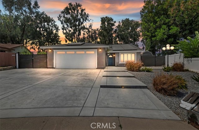 2216 McNeil Circle, Corona, California 92882, 3 Bedrooms Bedrooms, ,2 BathroomsBathrooms,Single Family Residence,For Sale,McNeil,IG24140511