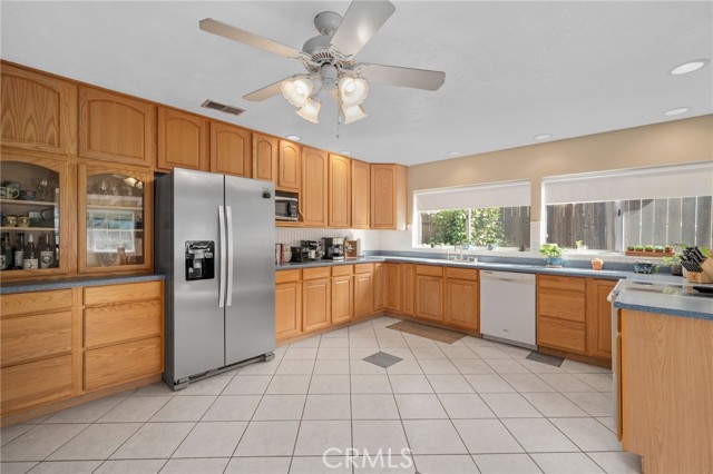 Detail Gallery Image 7 of 31 For 35167 San Carlos St, Yucaipa,  CA 92399 - 3 Beds | 2 Baths