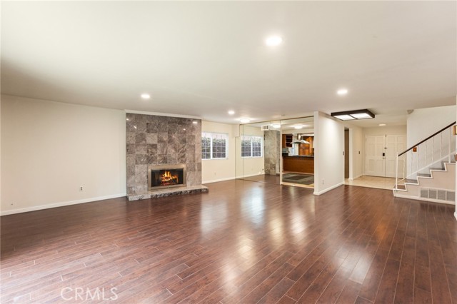 16424 Holmes Place, Cerritos CA: https://media.crmls.org/medias/62b67938-1a0a-4176-bf3f-83d6d8049aa7.jpg
