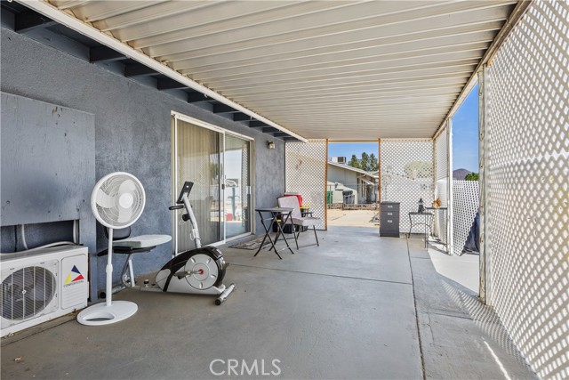 26095 Fairlane Drive, Menifee CA: https://media.crmls.org/medias/62b74058-2622-42c6-95db-48fb20c581cb.jpg