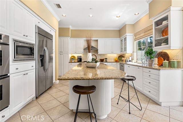 Detail Gallery Image 16 of 42 For 10472 Yosemite Way, Tustin,  CA 92782 - 4 Beds | 3/1 Baths