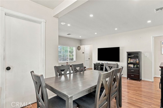 7453 Blewett Avenue photo 13