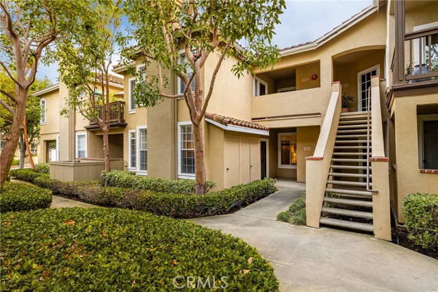 Detail Gallery Image 1 of 1 For 129 Gallery Way, Tustin,  CA 92782 - 2 Beds | 2 Baths