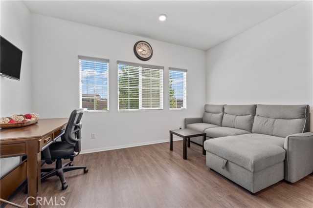 Detail Gallery Image 8 of 41 For 28425 Pinon Ct, Winchester,  CA 92596 - 4 Beds | 3 Baths