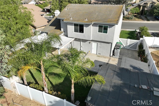 Detail Gallery Image 2 of 46 For 26691 Kicking Horse Dr, Corona,  CA 92883 - 3 Beds | 2/1 Baths