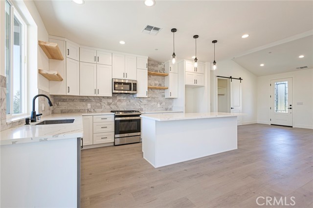 Detail Gallery Image 14 of 35 For 1890 Arrowhead Dr, Paradise,  CA 95969 - 3 Beds | 2 Baths