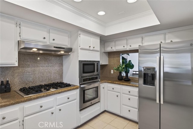 324 North Francisca Avenue, Redondo Beach, California 90277, 3 Bedrooms Bedrooms, ,2 BathroomsBathrooms,Residential,For Sale,North Francisca Avenue,OC26077465