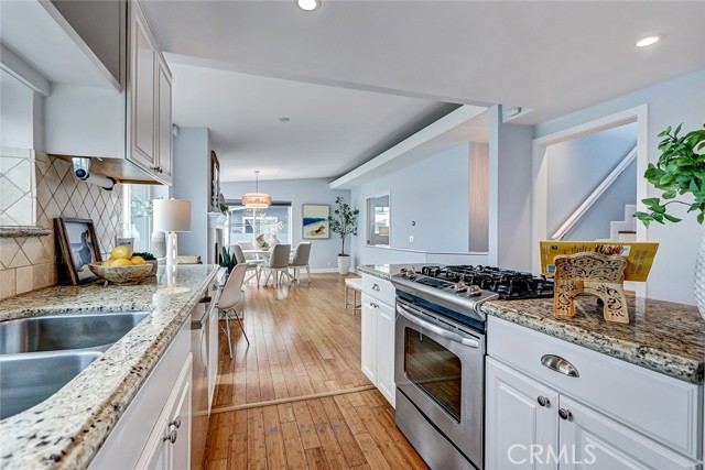 Detail Gallery Image 17 of 32 For 320 31 St, Manhattan Beach,  CA 90266 - 3 Beds | 2/1 Baths