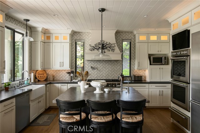 420 Golf Course Road, Lake Arrowhead CA: https://media.crmls.org/medias/62bbb72b-9c45-442b-966c-d5b19b28aa4c.jpg