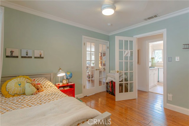 7520 W 90th Street, Los Angeles CA: https://media.crmls.org/medias/62bcf40f-9805-408f-90ef-d034535e2b11.jpg