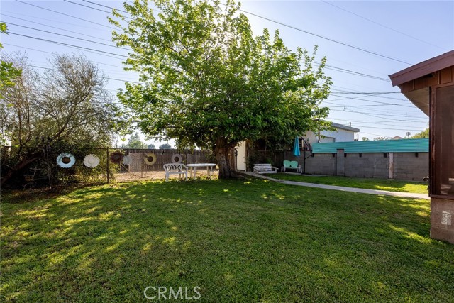 Detail Gallery Image 18 of 20 For 11031 Arbuckle Ave, –,  CA 91345 - 2 Beds | 1 Baths