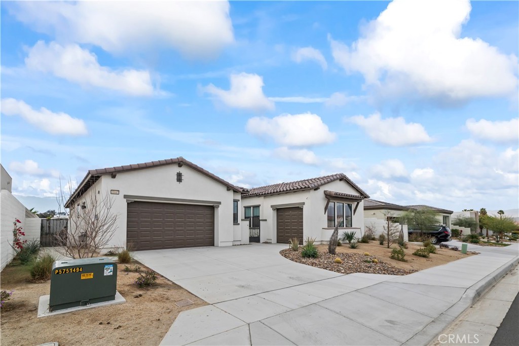 MLS #WS25167538 image #1