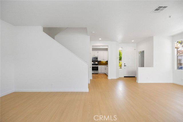 448 N Londonderry Lane, Orange CA: https://media.crmls.org/medias/62bda9ec-add0-4daf-a57f-21a739394640.jpg