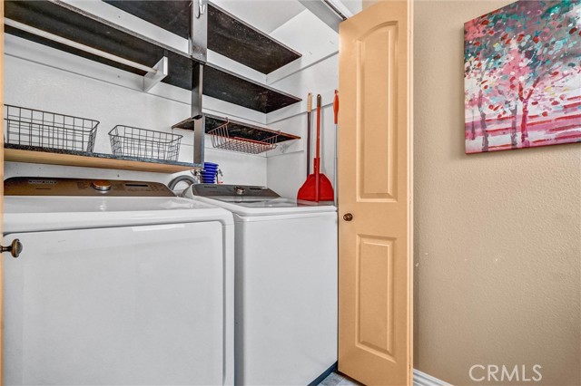 5927 E Creekside Avenue, Orange CA: https://media.crmls.org/medias/62beb01b-2688-4540-a1a6-4ef0c303d8e9.jpg