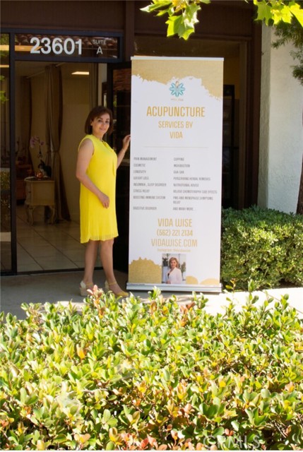 23601 A, Laguna Hills CA: https://media.crmls.org/medias/62bf8e20-8d15-4c23-872c-35f1408df1f4.jpg
