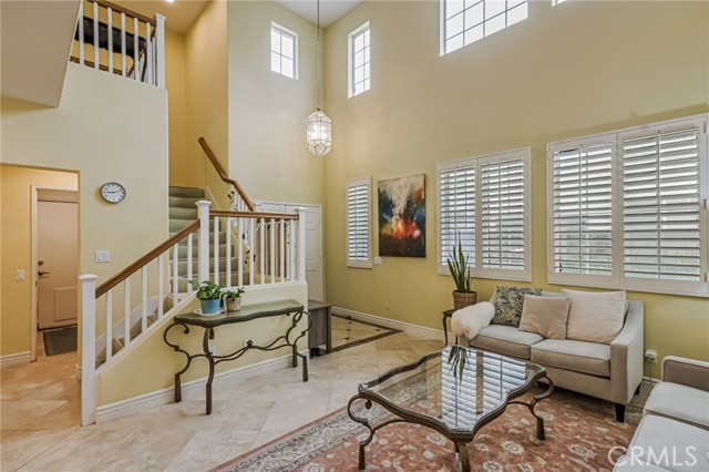 11771 Coorsgold Lane, Porter Ranch CA: https://media.crmls.org/medias/62c009d6-a7e6-4a03-8632-110e8c065e0f.jpg
