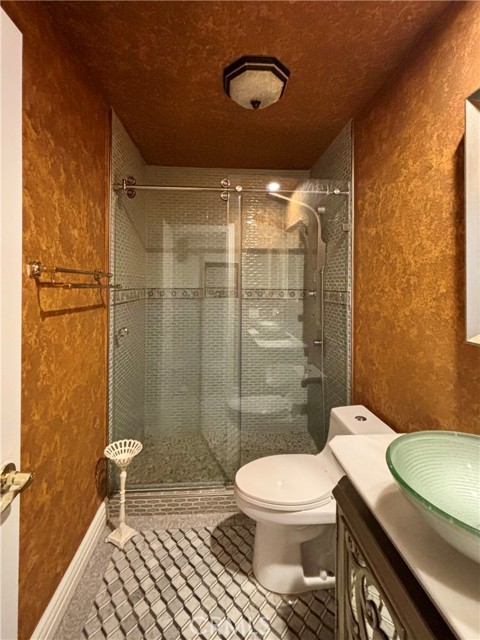 Detail Gallery Image 25 of 42 For 6000 Highland Ave, Yorba Linda,  CA 92886 - 4 Beds | 3/1 Baths