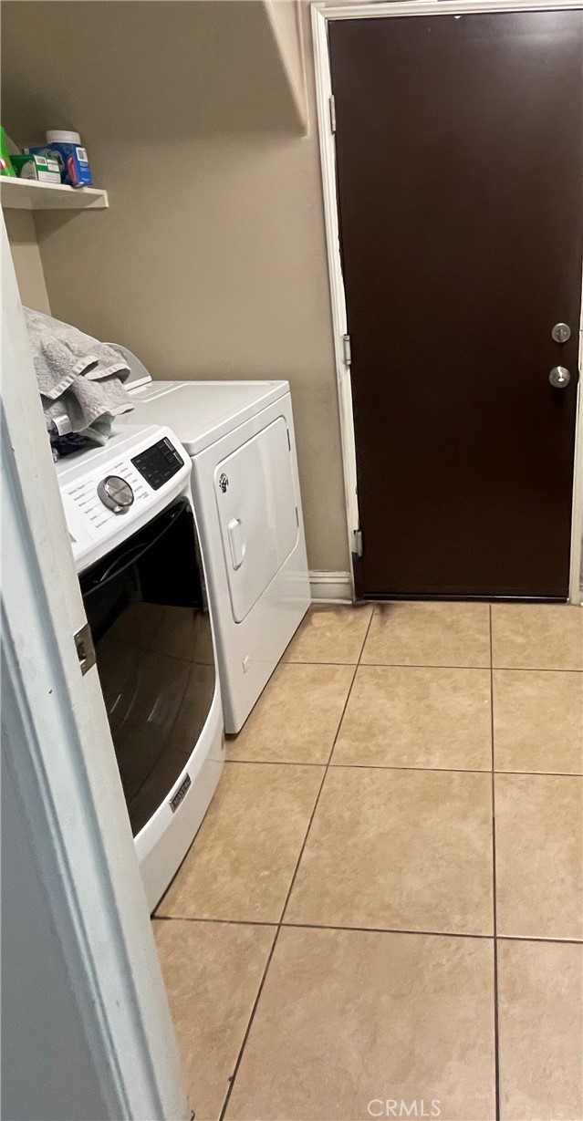 Detail Gallery Image 9 of 21 For 43407 Hampton, Lancaster,  CA 93536 - 4 Beds | 2/1 Baths