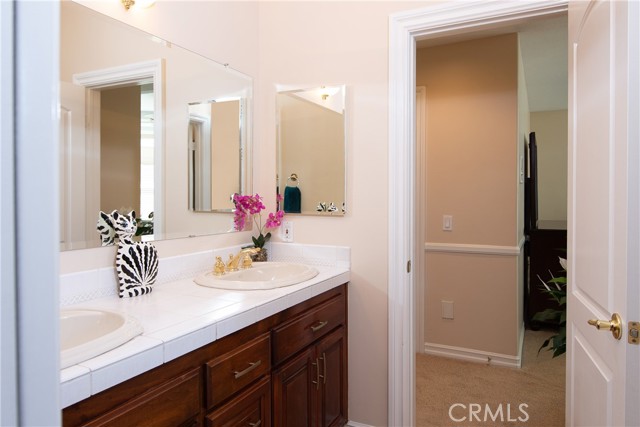 Detail Gallery Image 27 of 34 For 7361 via Vista, Riverside,  CA 92506 - 5 Beds | 3/1 Baths