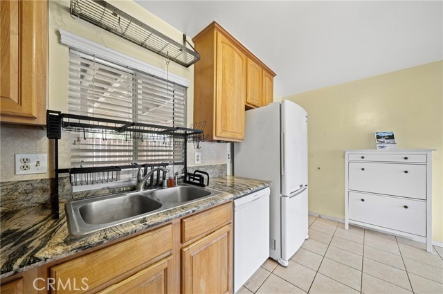 205 Sunset Avenue, San Gabriel CA: https://media.crmls.org/medias/62c1497e-1f68-44df-8d7d-238e0945de17.jpg