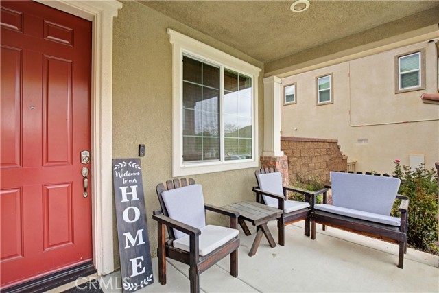 Detail Gallery Image 4 of 42 For 34325 Blossoms Dr, Lake Elsinore,  CA 92532 - 4 Beds | 2/1 Baths