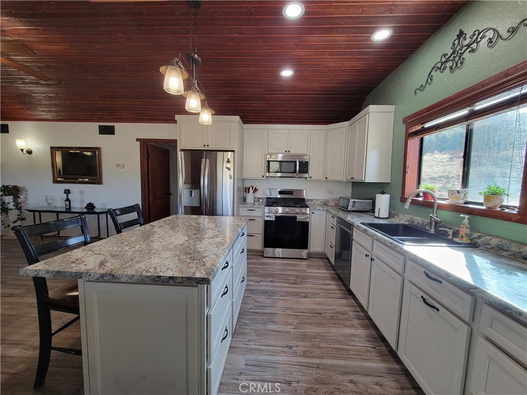 60861 Burnt Valley Road