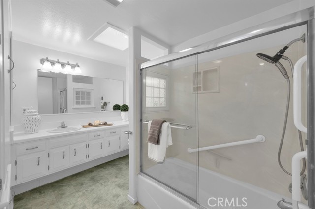 Detail Gallery Image 21 of 32 For 1491 Golden Rain Rd 91j,  Seal Beach,  CA 90740 - 2 Beds | 2 Baths