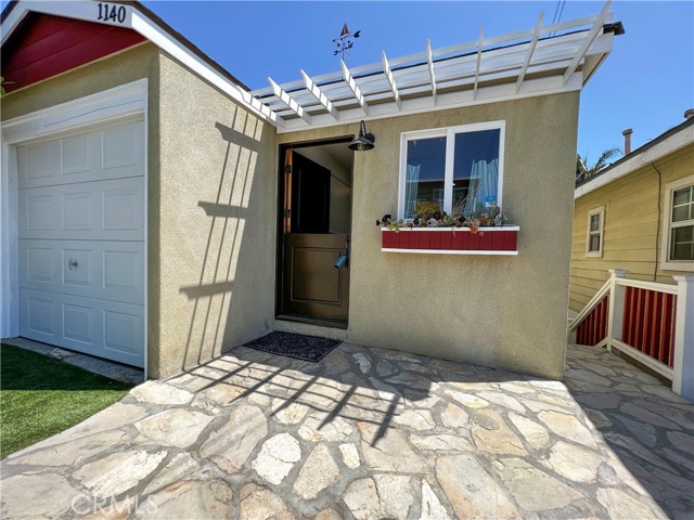 1140 7th Street, Hermosa Beach, California 90254, 3 Bedrooms Bedrooms, ,1 BathroomBathrooms,Residential,For Sale,7th,SB25007246