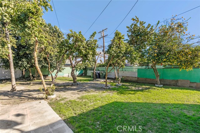 7018 Miles Avenue, Huntington Park, California 90255, ,Multi-Family,For Sale,Miles,SR25042066