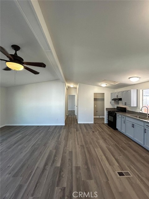 Detail Gallery Image 10 of 20 For 80 E Dawes #10,  Perris,  CA 92571 - 2 Beds | 2 Baths