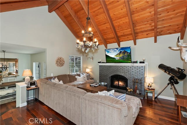26746 Oakmont Drive, Lake Arrowhead CA: https://media.crmls.org/medias/62c3adec-c472-41c6-93d6-3b4cc7b032c9.jpg